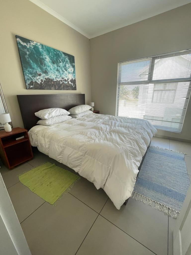 Dolphin Leap 7 Apartment Walvis Bay Bagian luar foto