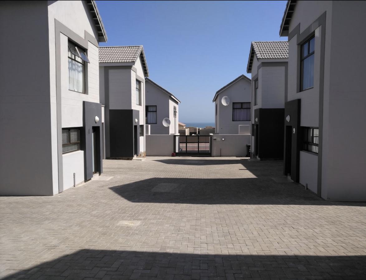 Dolphin Leap 7 Apartment Walvis Bay Bagian luar foto