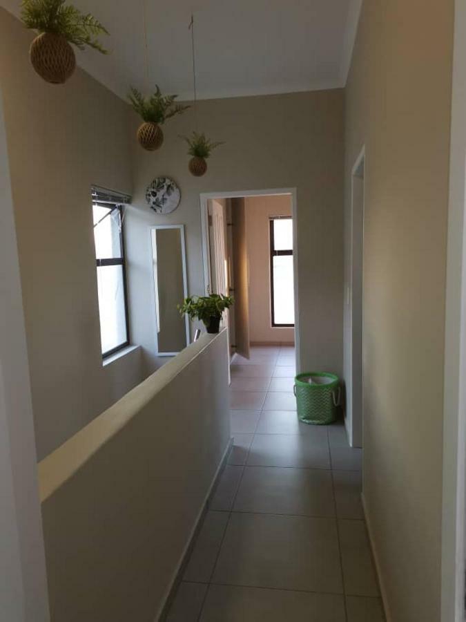 Dolphin Leap 7 Apartment Walvis Bay Bagian luar foto